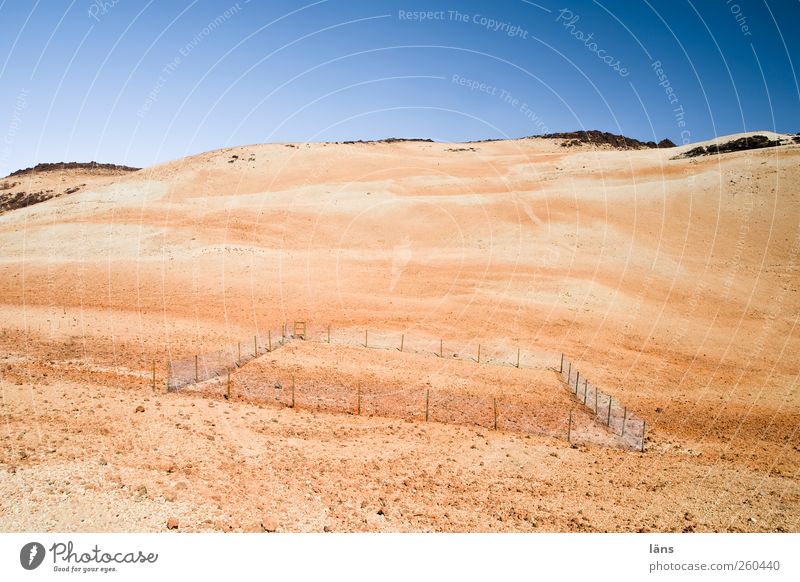 3.2.1...m.ei.ns Environment Nature Landscape Elements Earth Sand Sky Cloudless sky Beautiful weather Mountain Volcano Bans Far-off places Fence Border Badlands