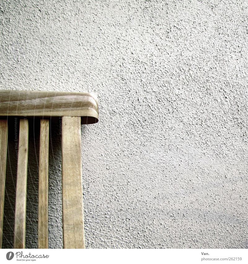 with one's back to the wall Wall (barrier) Wall (building) Facade Plaster Chair Furniture Wood Cold Gray White Wood grain Rough Gritty Teak Garden chair Sit