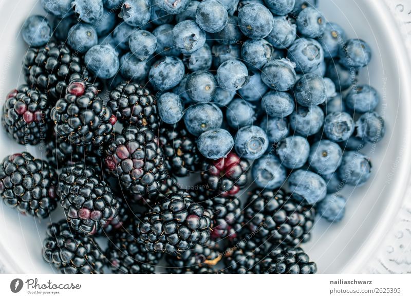 blueberries Food Blackberry Blueberry Nutrition Organic produce Vegetarian diet Diet Fasting Plate Lifestyle Health care Healthy Eating Fragrance Delicious