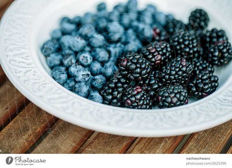 blueberries Food Fruit Blueberry Blackberry Nutrition Organic produce Vegetarian diet Crockery Plate Bowl Lifestyle Healthy Healthy Eating Summer Fresh