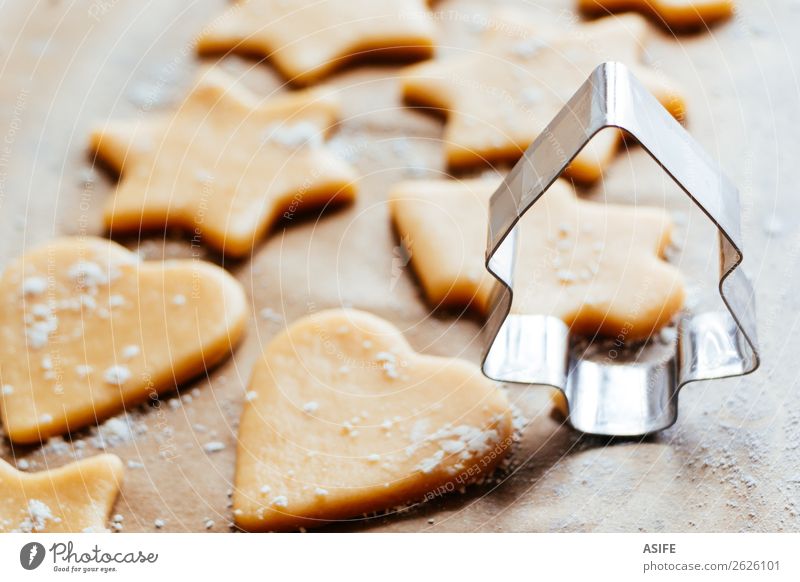 Christmas tree shaped cookie cutter Dessert Decoration Christmas & Advent Group Tree Heart Delicious Brown Tradition Cookie Icing Sugar Gingerbread Cutter Knife