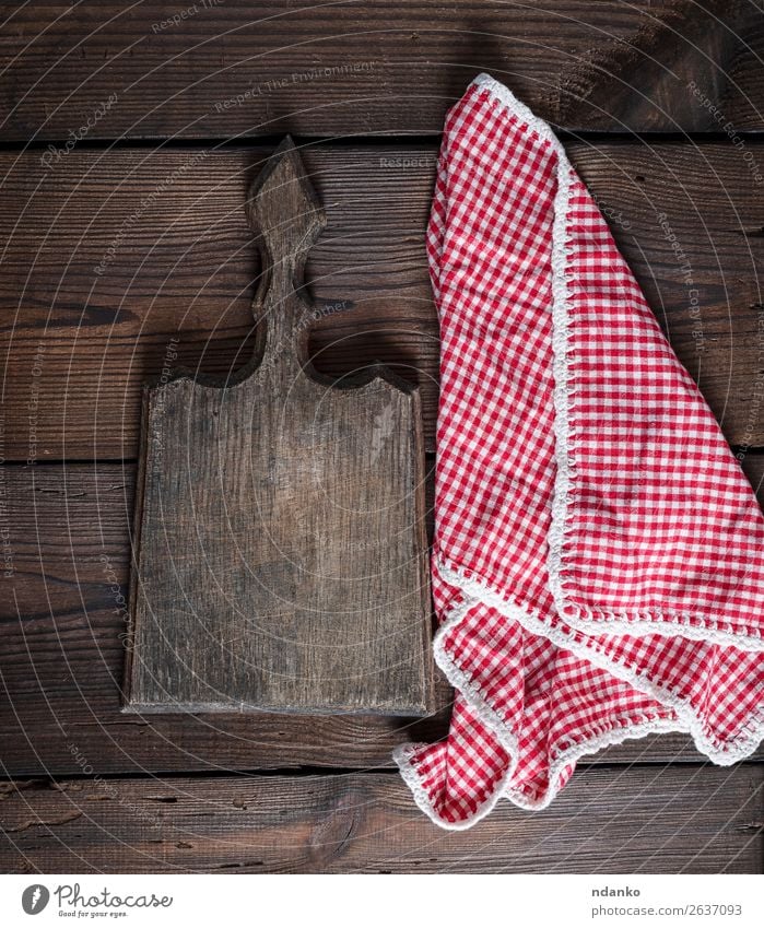 old kitchen cutting board with handle and red towel Table Kitchen Work and employment Tool Nature Clothing Wood Old Above Retro Brown Red White background Blank