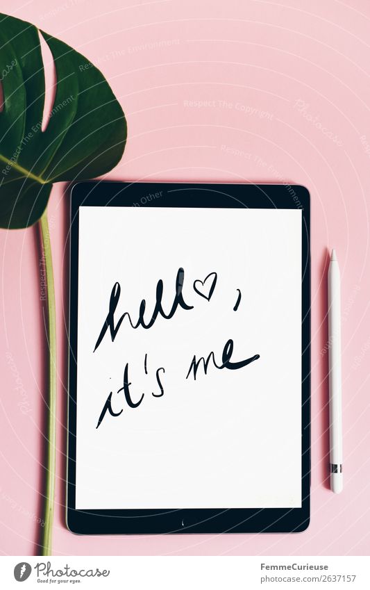 Tablet with a handwritten "hello it's me" on pink background Technology Entertainment electronics Advancement Future Communicate Hello Logo Word