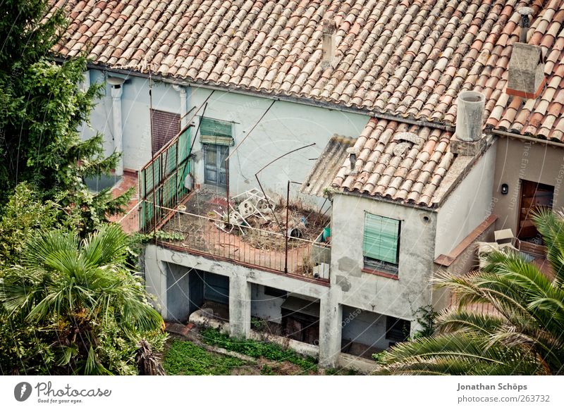 Girona IV Spain Catalonia House (Residential Structure) Building Architecture Old Esthetic Derelict Roofing tile South Exotic Backyard Facade Living or residing