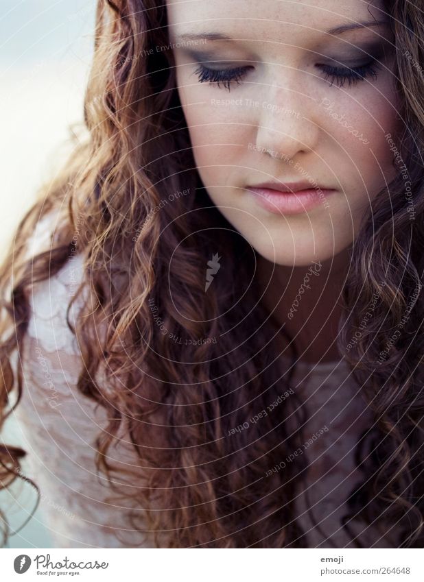 Curly Feminine Young woman Youth (Young adults) Face 1 Human being 18 - 30 years Adults Brunette Long-haired Beautiful Dreamily Freckles Colour photo