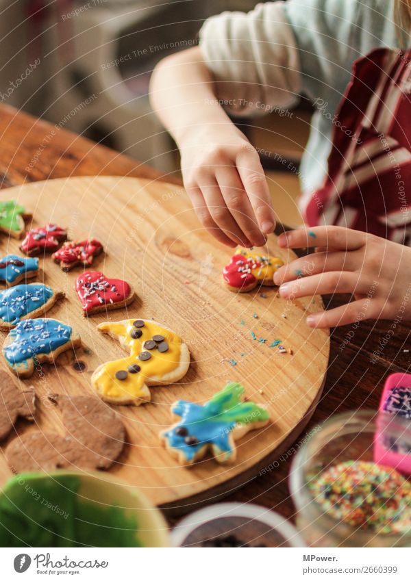 christmas baker Human being Child 1 Work and employment Baking Cookie Christmas & Advent Christmas biscuit Delicious Tradition Handcrafts Infancy Love Plate