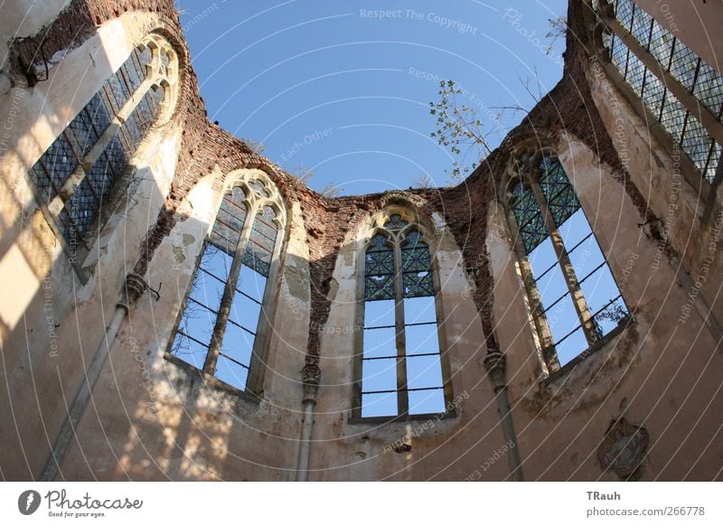 Open Air Church Architecture Culture Sky Sun Summer Deserted Manmade structures Building Wall (barrier) Wall (building) Facade Window Stone Sand Glass Metal