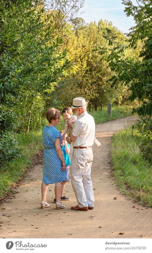 Grandma and grandpa hi-res stock photography and images - Alamy