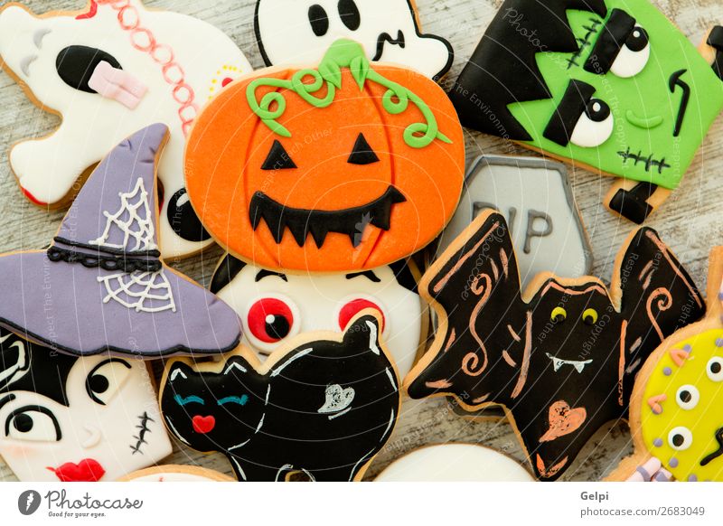 Halloween cookies with different shapes Dessert Joy Decoration Table Feasts & Celebrations Hallowe'en Autumn Cat Spider Smiling Creepy Delicious Black White