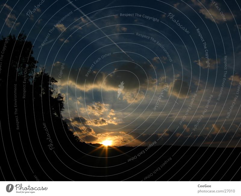 Sunset Light Clouds Dark Black Yellow Lighting Evening Shadow Sky Orange