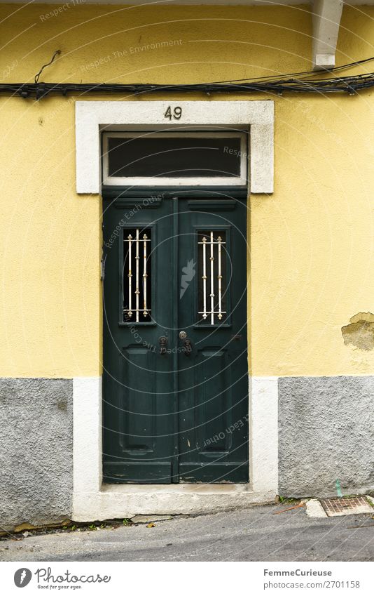 Door in Portugal House (Residential Structure) Vacation & Travel Living or residing Travel photography Lisbon Multicoloured Green Yellow Colour photo