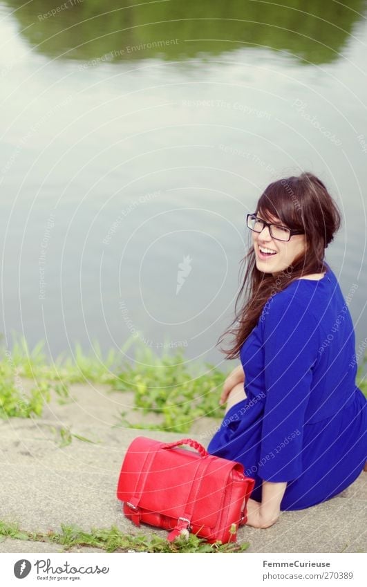 My red bag and me. Joy Beautiful Trip Summer Feminine Young woman Youth (Young adults) Woman Adults 1 Human being 18 - 30 years Freedom Leisure and hobbies