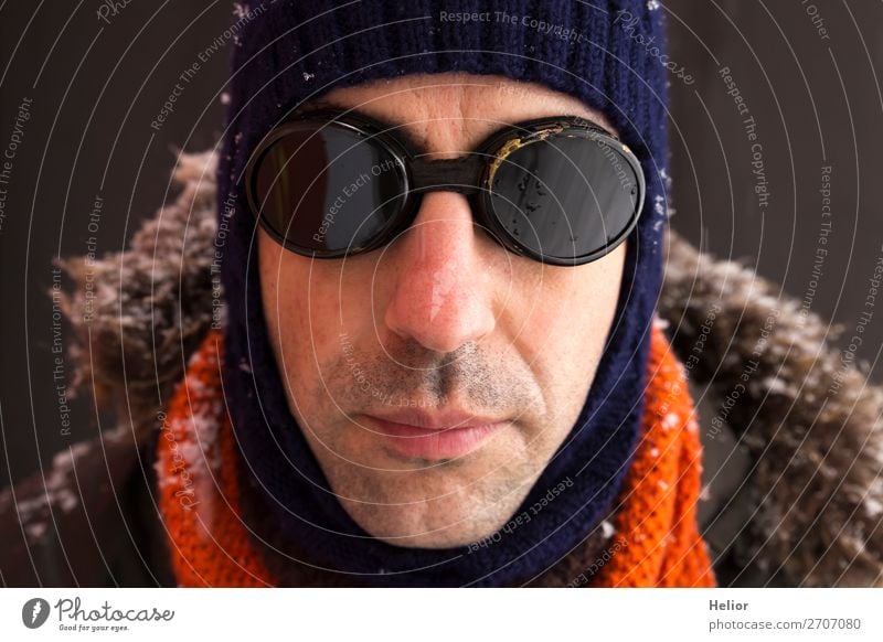 An adventurer in winter with old-fashioned sunglasses Style Vacation & Travel Adventure Expedition Winter Snow Winter sports Man Adults 1 Human being