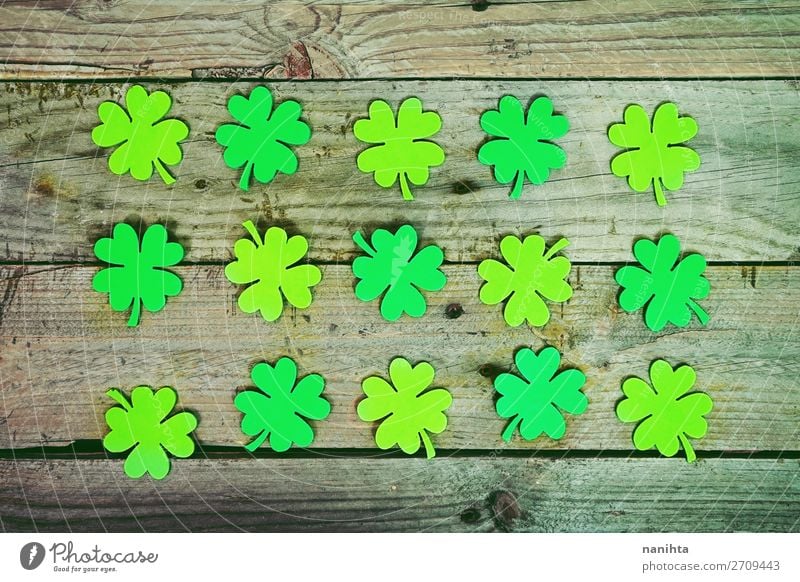 Beautiful close-up flat of many irish shamrocks Style Design Happy Table Wallpaper Feasts & Celebrations Culture Leaf Paper Wood Ornament Fresh Hip & trendy