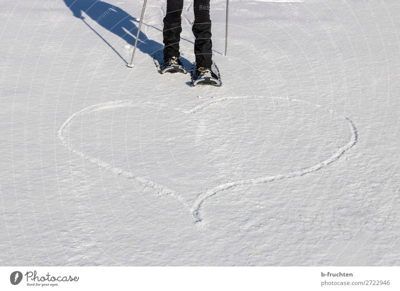 Heart in the snow, snowshoe hiking Life Sports Winter sports Hiking Legs 1 Human being Snow Sign Love Freedom Leisure and hobbies Joie de vivre (Vitality)