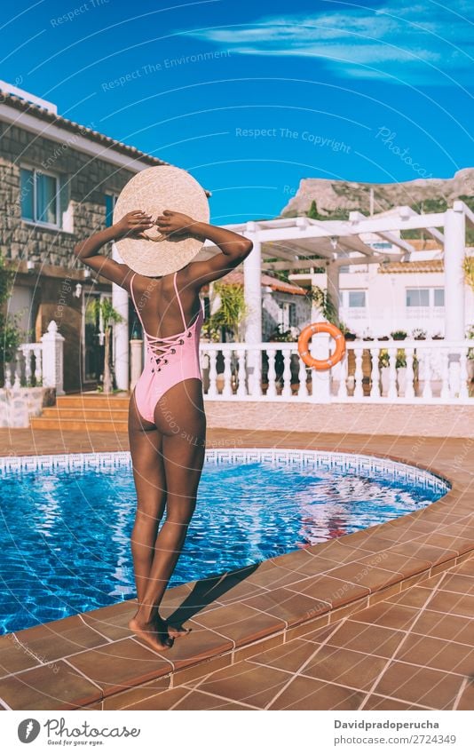 Black woman relaxed in holidays Feminine Young woman Youth (Young adults) Woman Adults Body Bottom 1 Human being 18 - 30 years Swimming & Bathing Ethnic African