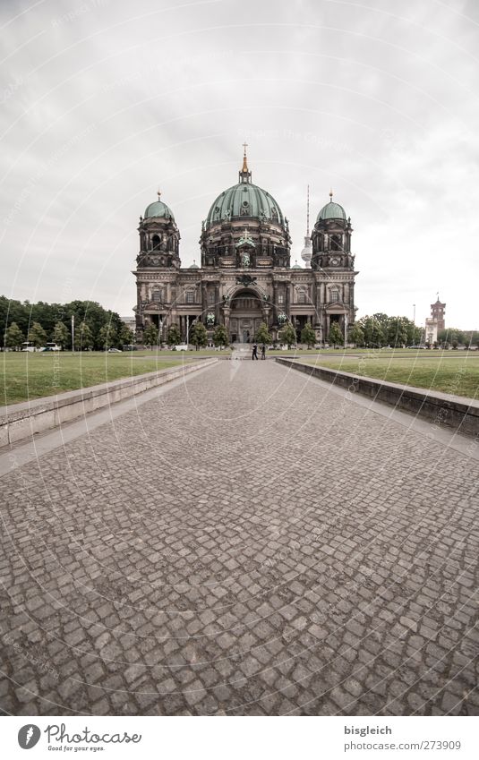 Berlin Cathedral IV Federal eagle Europe Capital city Downtown Church Dome Tourist Attraction Large Gray Green Might Belief Religion and faith Colour photo