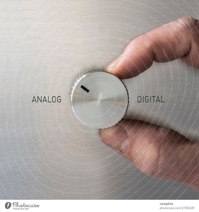 ANALOG or DIGITAL? Lifestyle Living or residing Flat (apartment) Academic studies Profession Workplace Office Economy Industry Trade Logistics Media industry