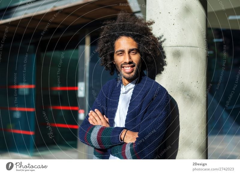 Front view of a smiling afro man arms crossed Lifestyle Style Happy Face Human being Masculine Young man Youth (Young adults) Man Adults Hair and hairstyles 1