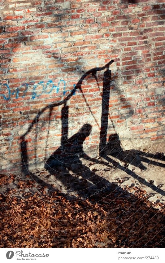 Help Playing To swing Swing Playground Human being Child Parents Adults Family & Relations Infancy Life Body Shadow Shadow play 2 Trust Safety Protection