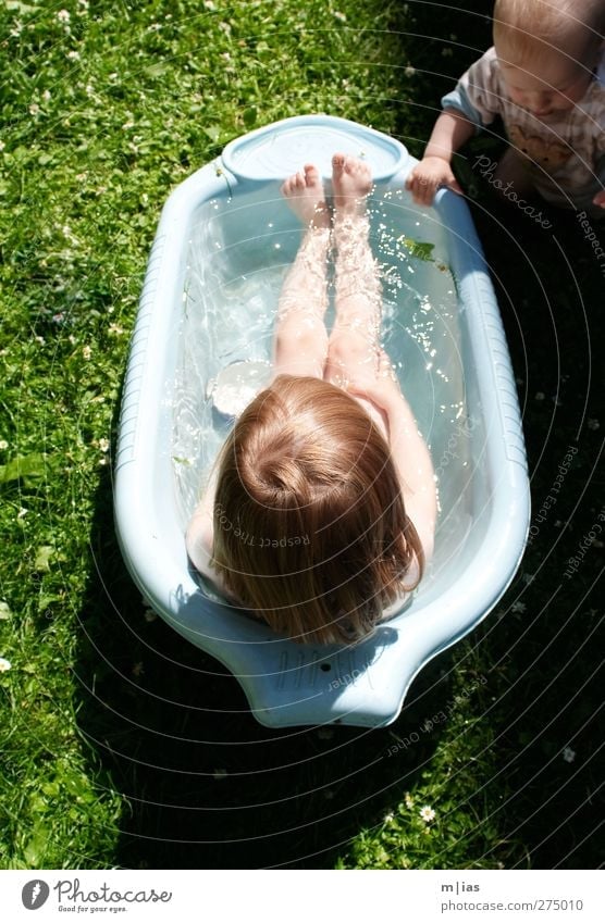 Siblings bathe in the garden in summer Lifestyle Joy Personal hygiene Body Leisure and hobbies Playing Camping Summer Summer vacation Sun Child Baby Toddler