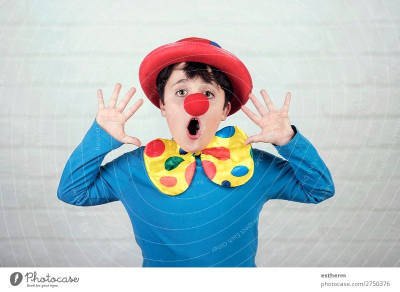 child with clown nose and hat Lifestyle Joy Feasts & Celebrations Carnival Hallowe'en Birthday Human being Masculine Child Infancy 1 8 - 13 years Theatre Circus