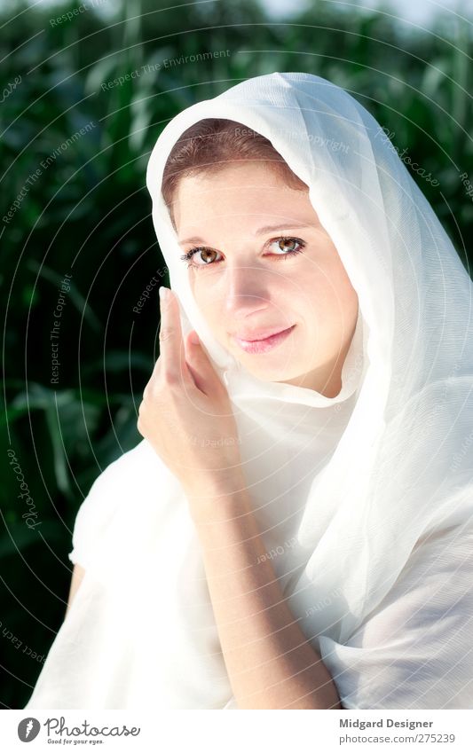 innocence Human being Feminine Young woman Youth (Young adults) Adults 1 18 - 30 years Cloth Headscarf Bright Beautiful White Virtuous Honor Honest Judicious
