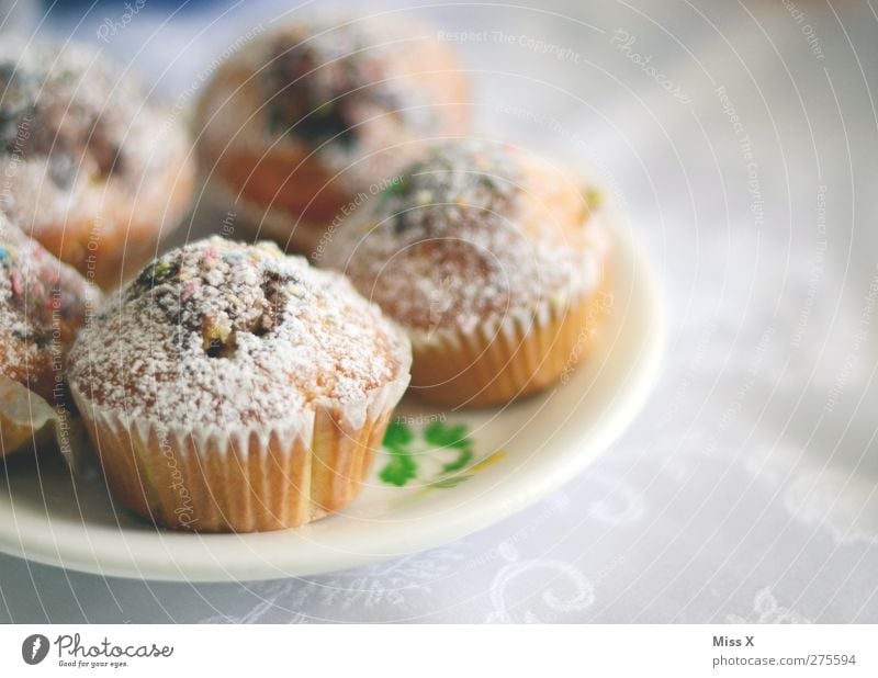 old acquaintance Food Dough Baked goods Cake Dessert Nutrition Breakfast To have a coffee Plate Small Delicious Sweet Muffin Colour photo Interior shot Close-up
