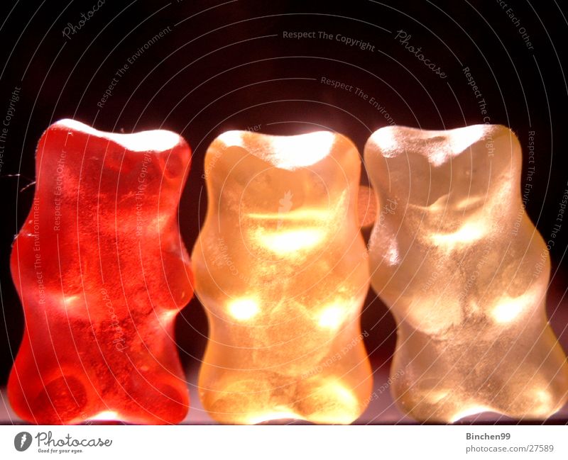 The three from the gas station Gummy bears Candy Red Yellow White Black Light 3 Bear