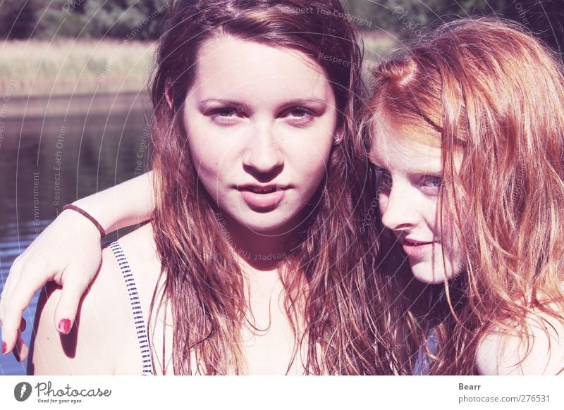 summertime Summer Human being Feminine Friendship Youth (Young adults) Head 2 Brunette Red-haired Long-haired To enjoy Embrace Fantastic Happy Contentment