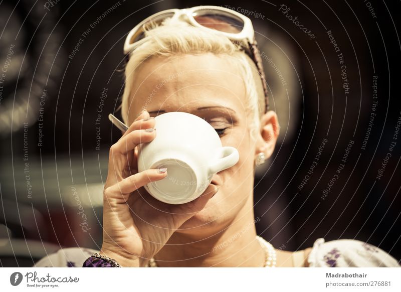 young woman drinking a coffee To have a coffee Beverage Drinking Coffee Cup Feminine Young woman Youth (Young adults) Woman Adults Head Hand 1 Human being