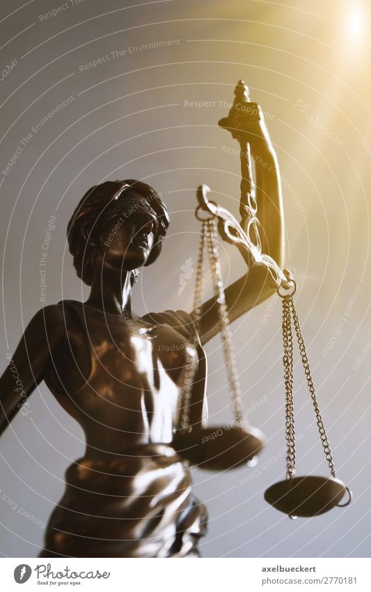 legal department Business Woman Adults Fairness Statue Symbols and metaphors Bronze Blind Balance Legislative Lady Justice Sculpture Laws and Regulations law