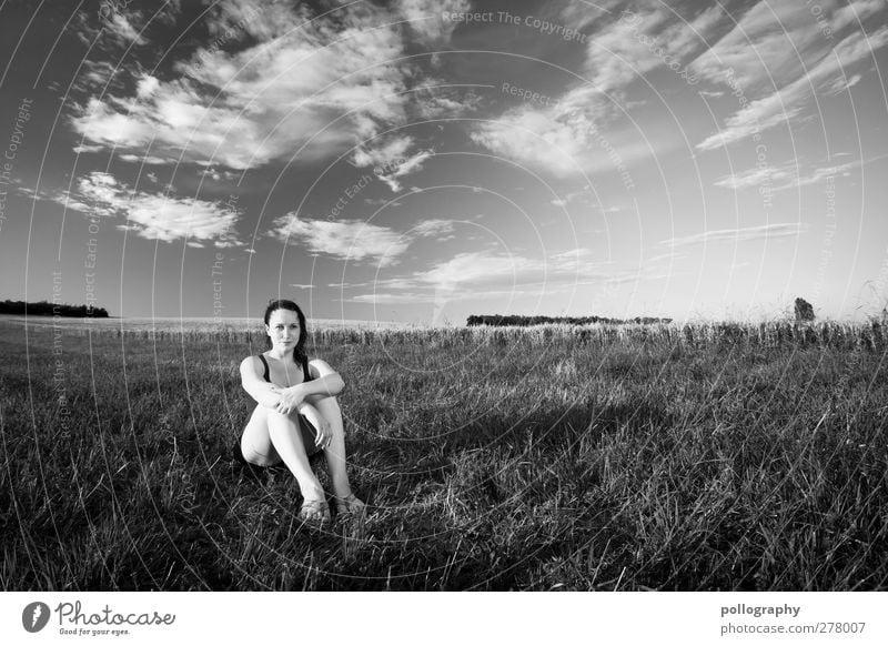 Sitting, Waiting, Wishing Human being Feminine Young woman Youth (Young adults) Woman Adults Life 1 18 - 30 years Nature Landscape Plant Sky Clouds Horizon