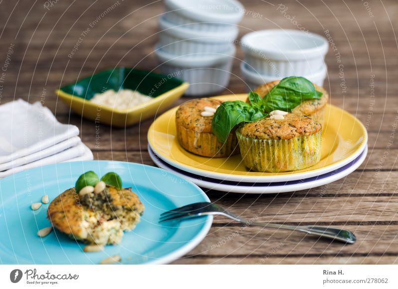 Tomatoes - Basil - Muffins Food Dough Baked goods Buffet Brunch Picnic Vegetarian diet Crockery Plate Bowl Fork Authentic Delicious Juicy Hearty Basil leaf