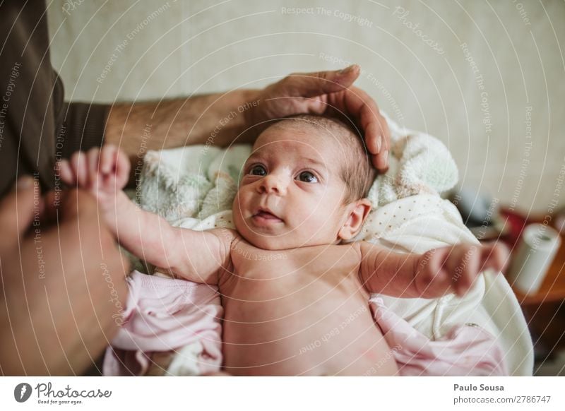 Father and Daughter newborn Relaxation Human being Masculine Child Baby Toddler Young man Youth (Young adults) Adults 2 0 - 12 months 18 - 30 years