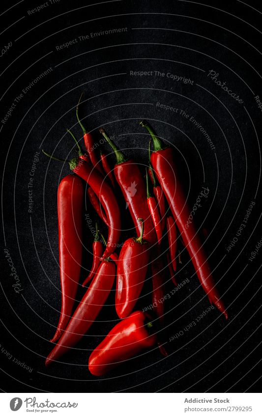 Fresh red and spicy chilli peppers Food red green Vegetable Hot cayenne Background picture Pepper Organic Ingredients paprika Macro (Extreme close-up) Mexicans