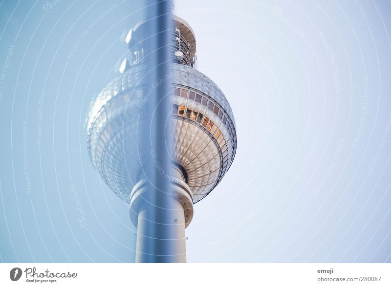 [b]leu Sky Sky only Cloudless sky Town Capital city Manmade structures Building Tourist Attraction Landmark Blue Berlin Berlin TV Tower Colour photo