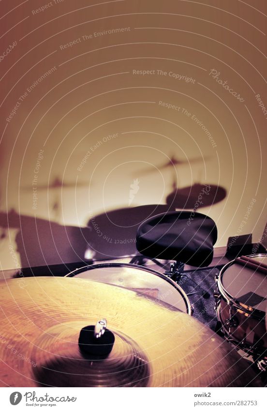 sonitus Art Music Drum set Wait Cymbal Snare Stool Shadow Break Calm Concert Wall (building) Shadow play Bronze Drumstick Plastic Leather Jazz Jazz club Wood