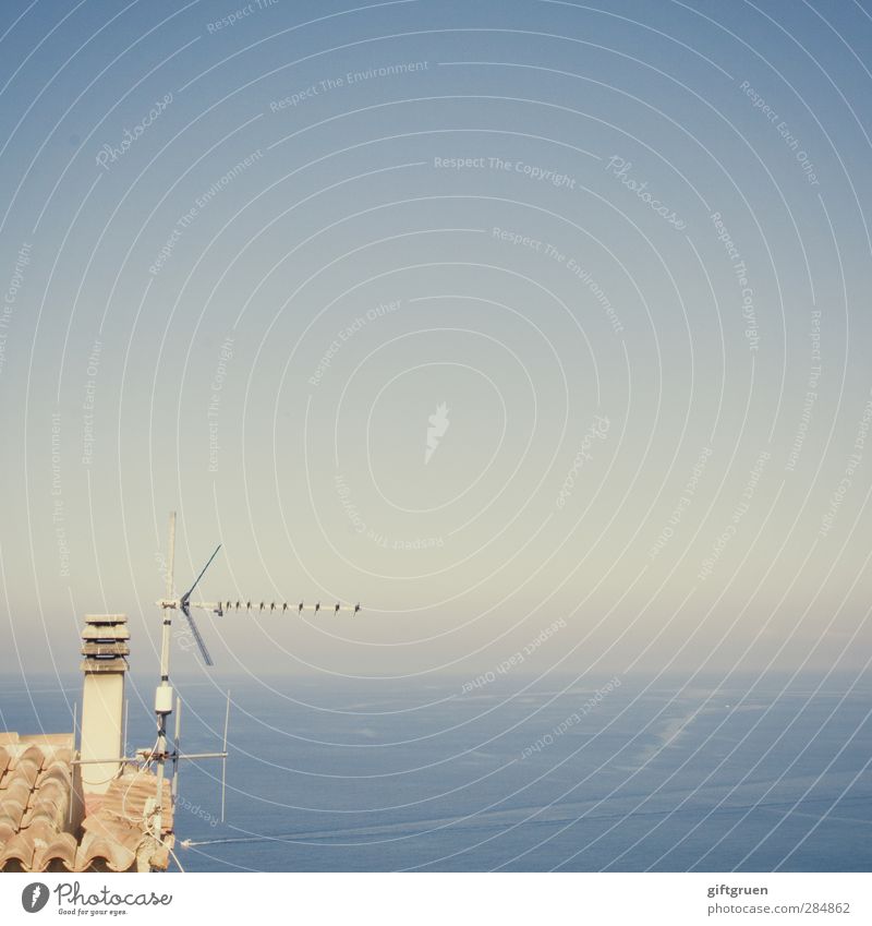 sea noise Environment Elements Water Sky Cloudless sky Horizon Beautiful weather Waves Ocean Blue Receive Transmit Antenna Equipment Electrical equipment