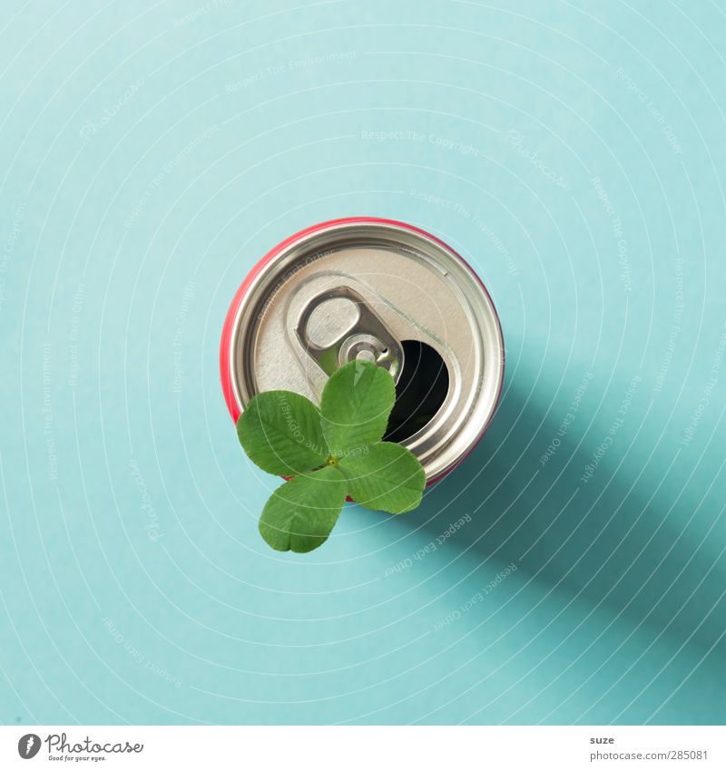 Happy in a can. Beverage Design Environment Leaf Packaging Tin Metal Simple Friendliness Cute Blue Green Silver Thirst Environmental protection Deposit on cans