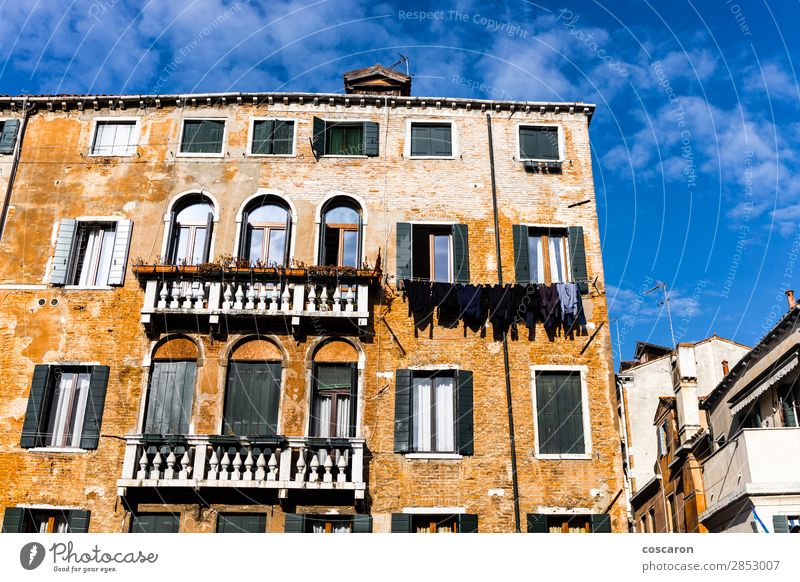 Historic building against blue sky in Venice Design Beautiful Vacation & Travel Tourism Summer Island House (Residential Structure) Sky Clouds Small Town