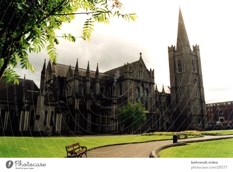 Church in Dublin Gothic period Green House of worship Ireland Religion and faith Old Nature Architecture