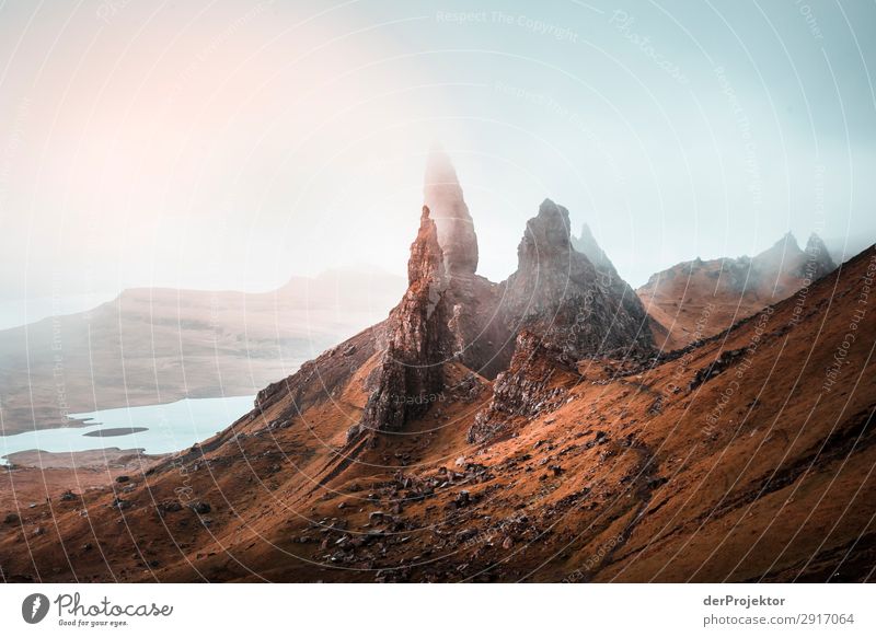 Old Man of Storr in the morning Central perspective Light Day Dawn Morning Copy Space middle Copy Space bottom Copy Space right Copy Space top Copy Space left