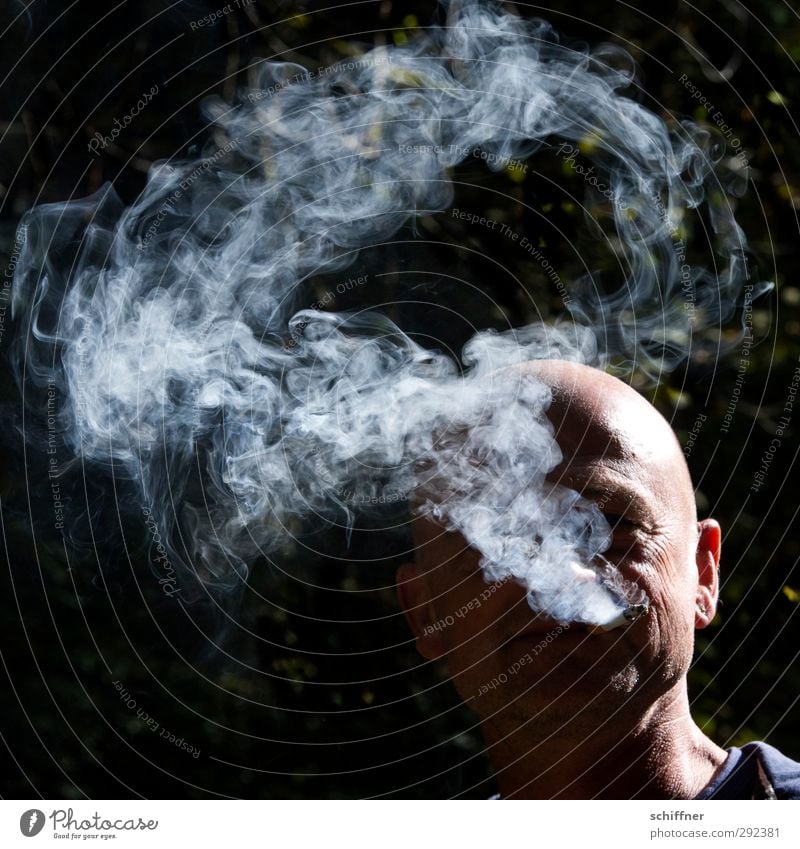RRR - Ringelrumrauchen Human being Masculine Man Adults Friendship Head Face 1 30 - 45 years Smoking Authentic Cool (slang) Smoke Smoky Smoke signal Smoke cloud