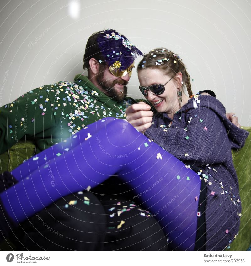Fotobooth II Joy Party Feasts & Celebrations Carnival New Year's Eve Human being Woman Adults Man Friendship Couple Life Facial hair 2 30 - 45 years Sweater