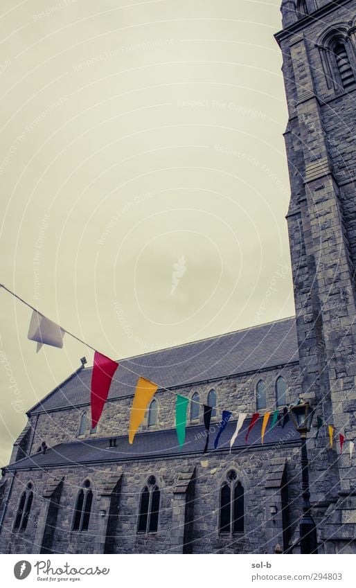 Triangles Feasts & Celebrations Architecture Clouds Bad weather Church Window Old Threat Historic Multicoloured Gray Religion and faith Decoration Flag Bunting