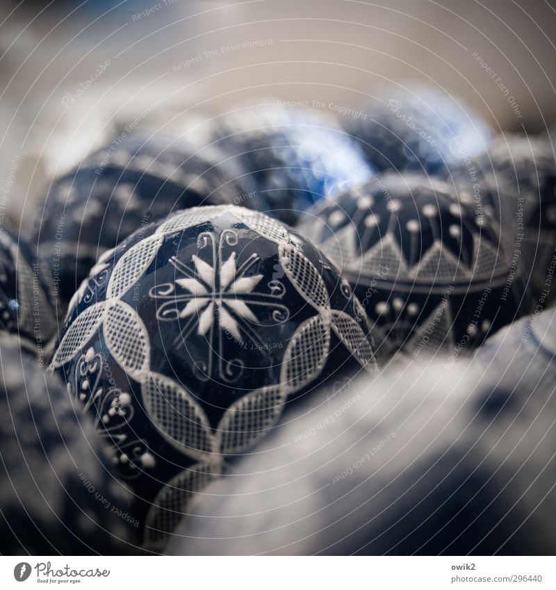 egg dance Elegant Style Design Art Work of art Easter egg Thin Near Blue Fine Ornament Ornamental Decoration Colour photo Subdued colour Interior shot Pattern