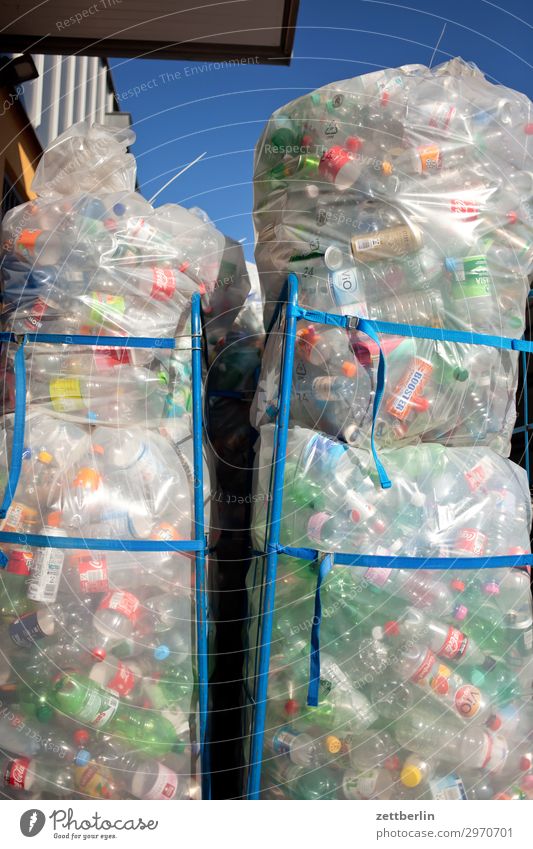 garbage Trash Dispose of Recycling bag Beverage Empty Deposit bottle Plastic Drinking Waste management Sack Canned drink Tin Deposit on bottles Beverage stall