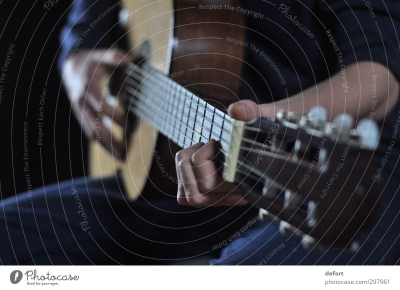 guitar playing Joy Leisure and hobbies Playing Night life Human being Hand Fingers 1 Artist Event Music Concert Musician Guitar Creativity Moody Colour photo
