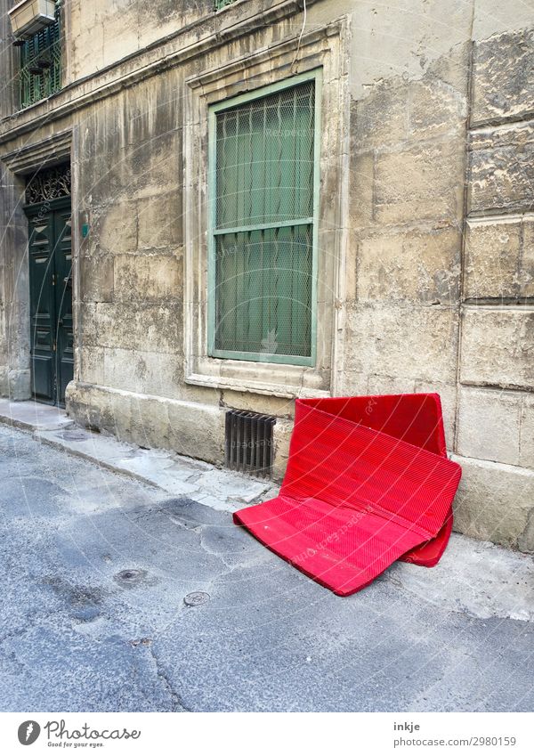 Cuban road Small Town Deserted House (Residential Structure) Facade Window Door Grating Street Sidewalk Mattress Trash Bulk rubbish Old Authentic Red